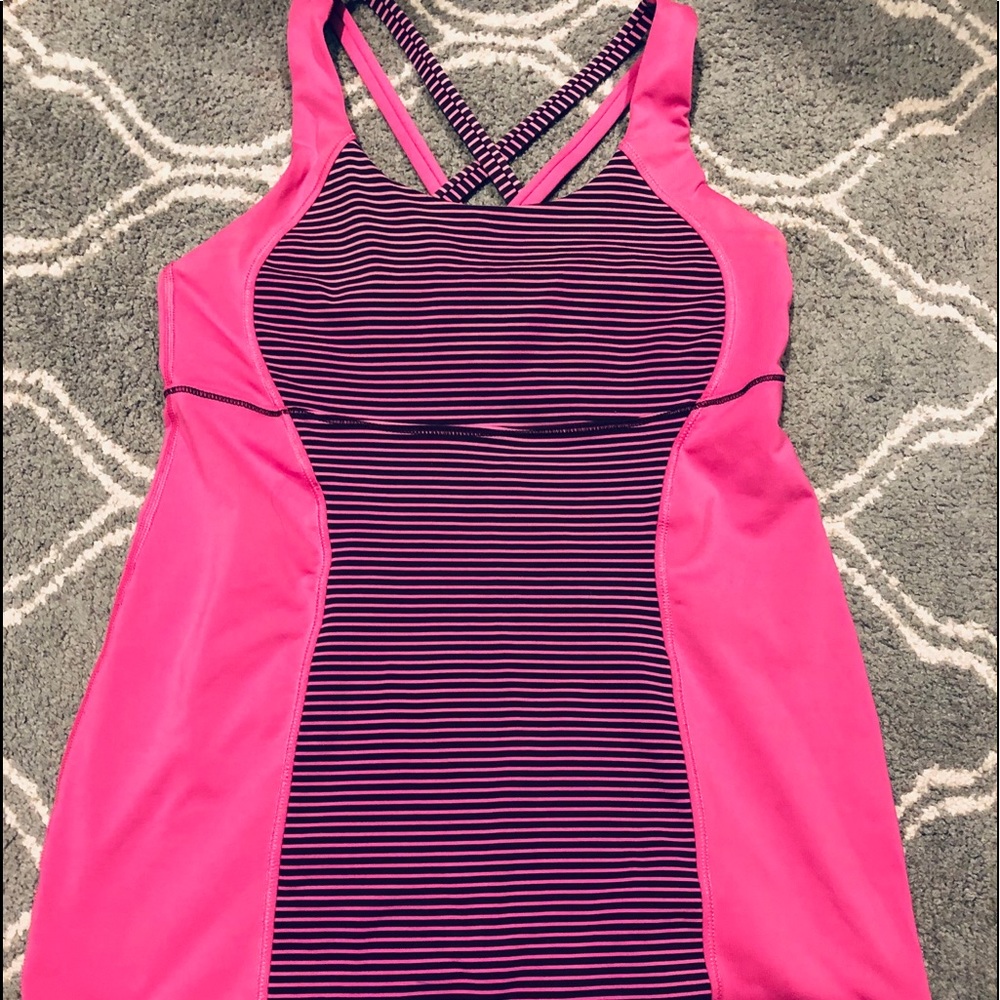Lululemon women's pink tank. Size 6